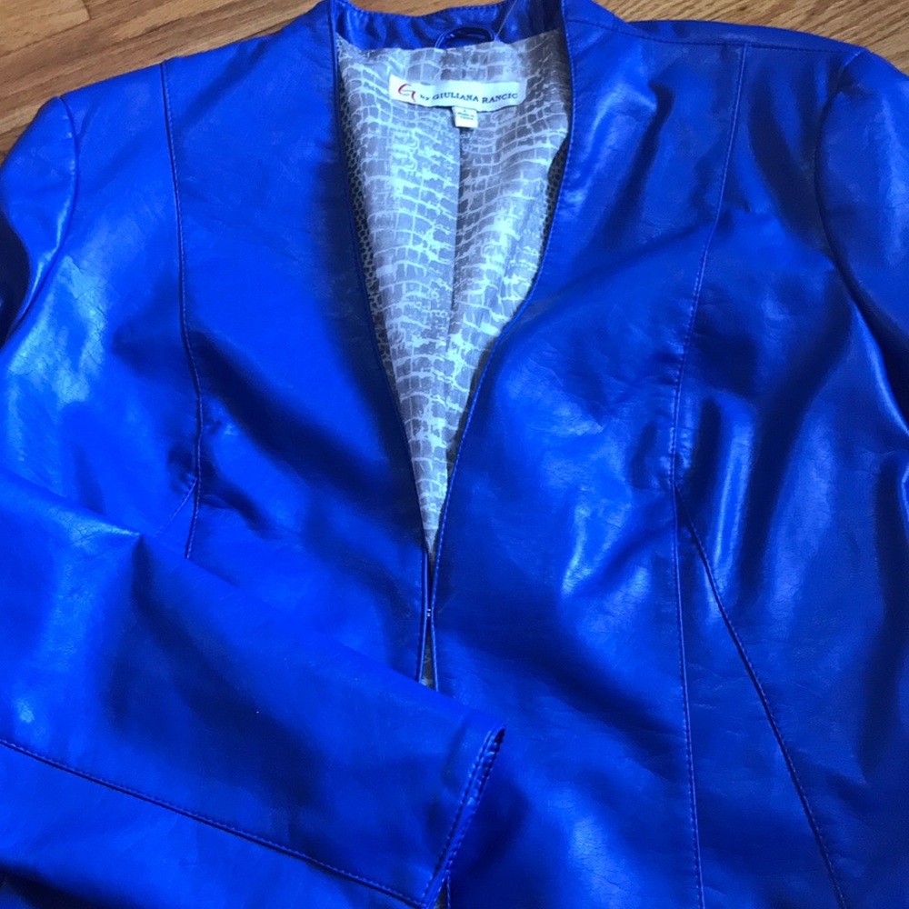 Giuliana Rancic jacket